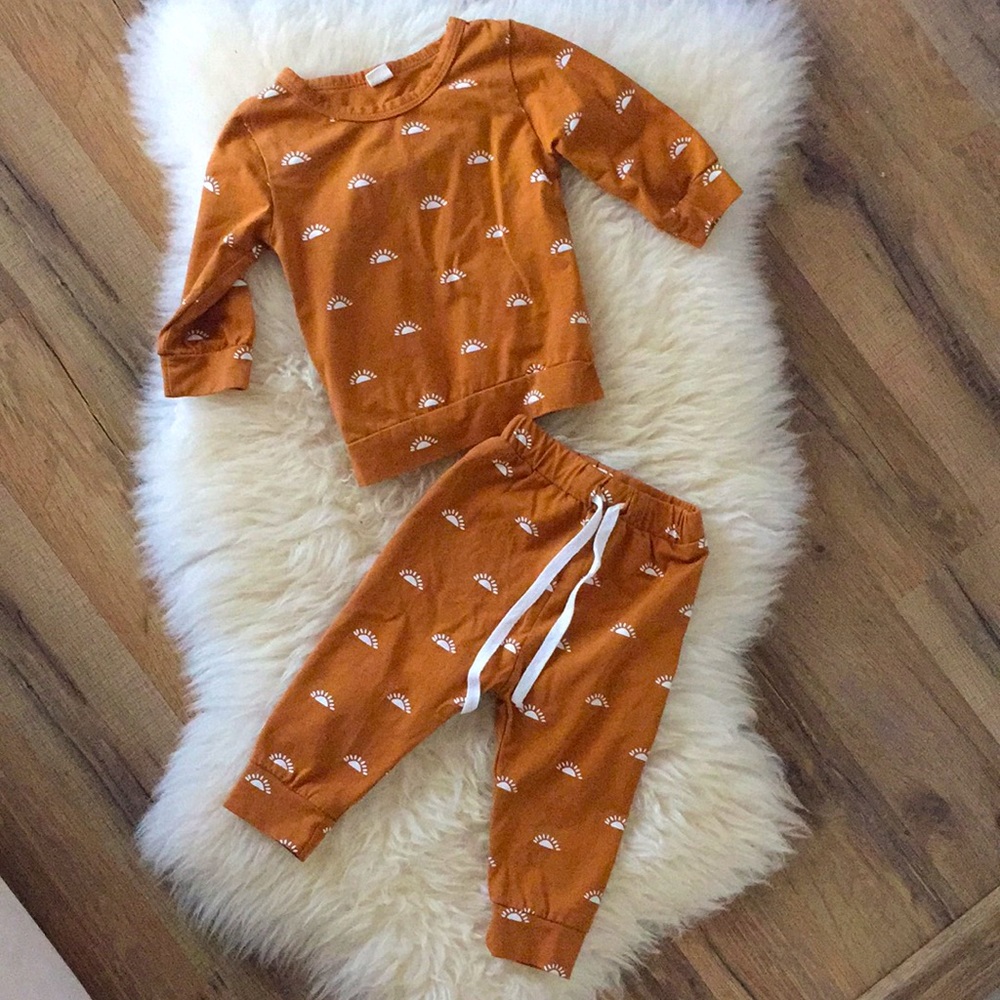 Sun print lounge set nwot